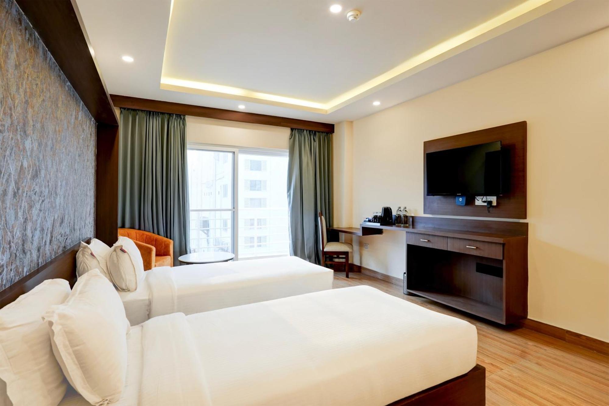 Hotel De Tark A Family Hotel Near Igi Airport Delhi New Delhi Exterior photo